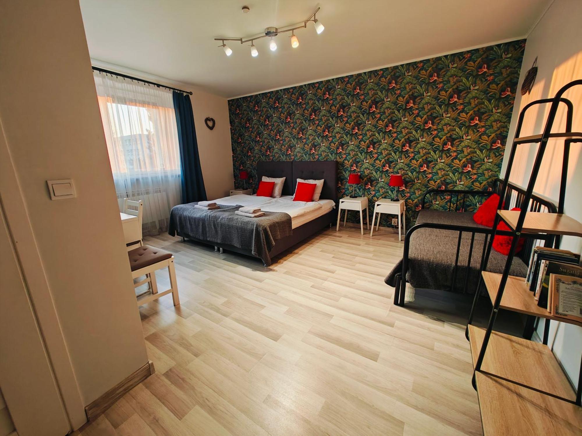 7Th Room Guest House Oświęcim Kültér fotó