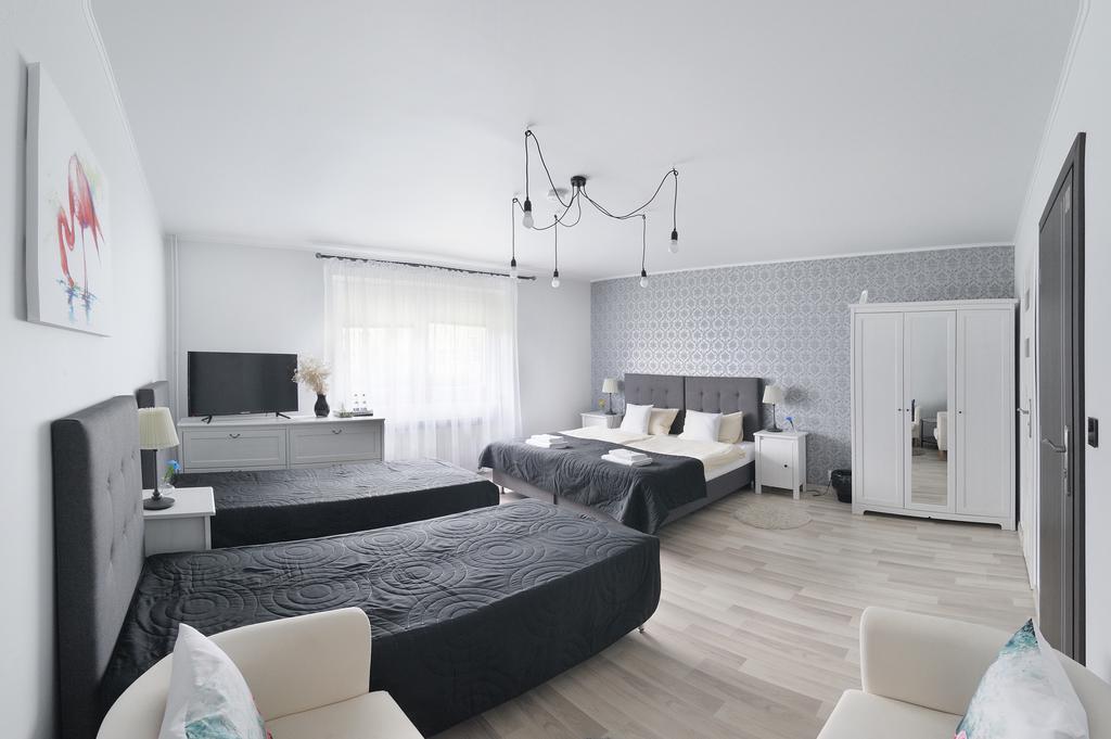 7Th Room Guest House Oświęcim Kültér fotó
