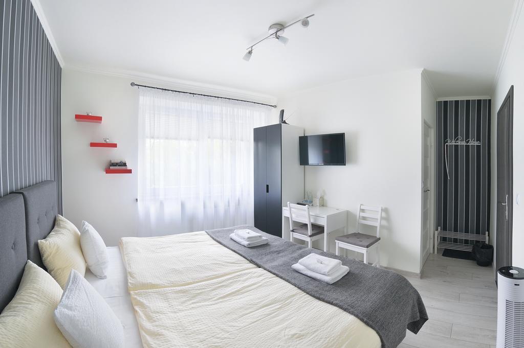 7Th Room Guest House Oświęcim Kültér fotó