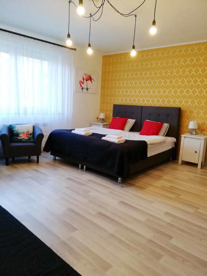 7Th Room Guest House Oświęcim Kültér fotó